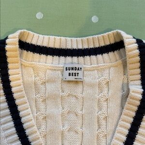 Aritzia Cream and Navy Knit Vest